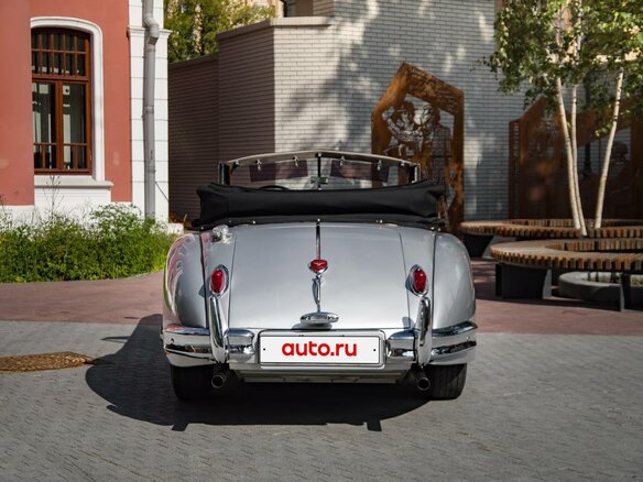 1957 Jaguar XK XK140, серебристый, 9299000 рублей - вид 17