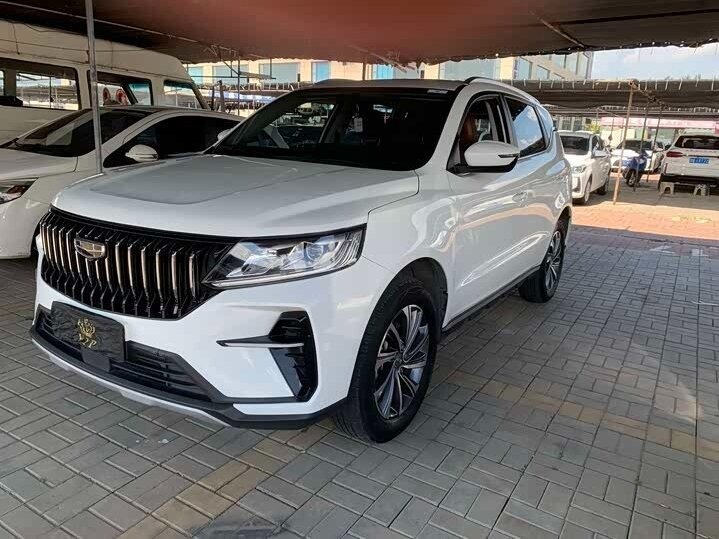 Открыть фотографии: Geely Vision X6 Pro