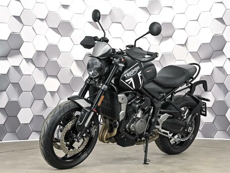 2022 Triumph Trident 660, чёрный, 727000 рублей, вид 2