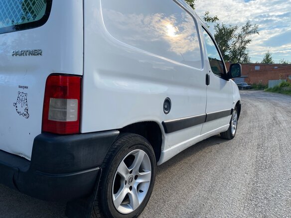2008 Peugeot Partner I Рестайлинг, белый, 305000 рублей - вид 5