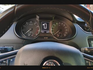 2016 Skoda Octavia III (A7), белый, 1400000 рублей, вид 5
