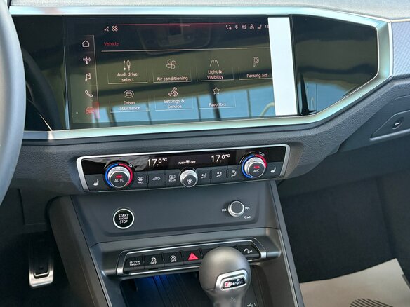 2026 Audi Q3 45 TFSI II (F3), серый - вид 24