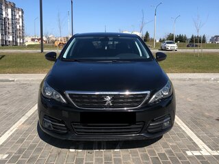2019 Peugeot 308 II Рестайлинг, чёрный, 986570 рублей, вид 2