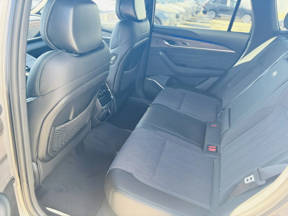 2026 Geely Monjaro I, серебристый, 4954990 рублей - вид 12