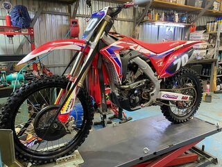 2020 Honda CRF 250R, красный, 450000 рублей, вид 1