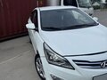 2014 Hyundai Solaris I Рестайлинг, белый, 635000 рублей - вид 3