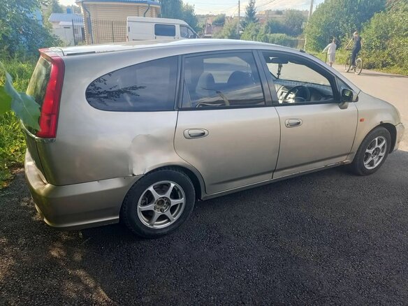 2001 Honda Stream I, серый, 250000 рублей - вид 1