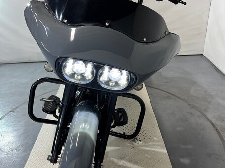 2012 Harley-Davidson Road Glide, серебристый, 760000 рублей, вид 4