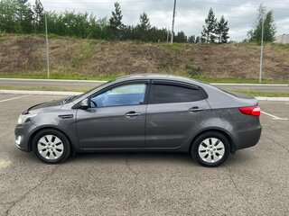 2012 Kia Rio 5-speed III, серый, 720000 рублей, вид 5