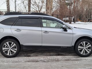 2020 Subaru Outback V Рестайлинг, серый, 3600000 рублей, вид 4