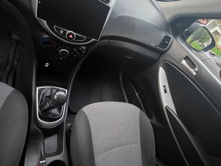 2013 Hyundai Solaris I, чёрный, 540000 рублей, вид 5