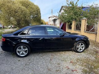 2009 Audi A4 IV (B8), чёрный, 700000 рублей, вид 3