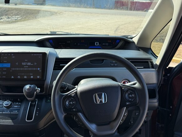 2017 Honda Freed+ II, красный, 1380000 рублей - вид 27