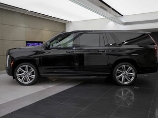 2025 Cadillac Escalade ESV V Рестайлинг, чёрный, 23315540 рублей, вид 2