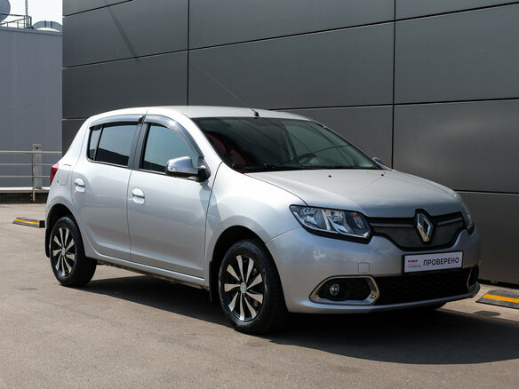 2016 Renault Sandero II, серый - вид 2