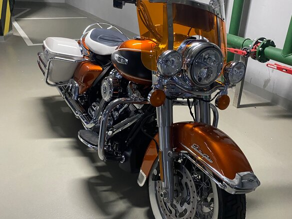 2023 Harley-Davidson Electra Glide, оранжевый, 2500000 рублей - вид 13