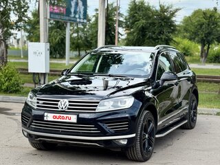 2017 Volkswagen Touareg II Рестайлинг, синий, 2600000 рублей, вид 4