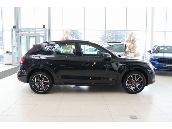 2026 Audi Q5 L 45 TFSI II (FY) Рестайлинг, чёрный - вид 5