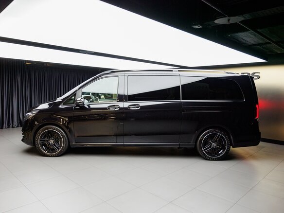 2025 Mercedes-Benz V-Класс 300 d экстра длинный III (W447) Рестайлинг 2, чёрный - вид 7