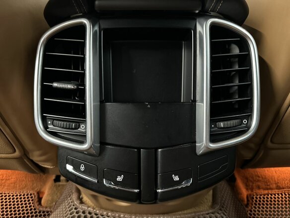 2013 Porsche Cayenne GTS II (958), чёрный, 2769900 рублей - вид 13