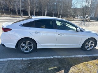 2017 Hyundai Sonata VII (LF) Рестайлинг, белый, 1250000 рублей, вид 5