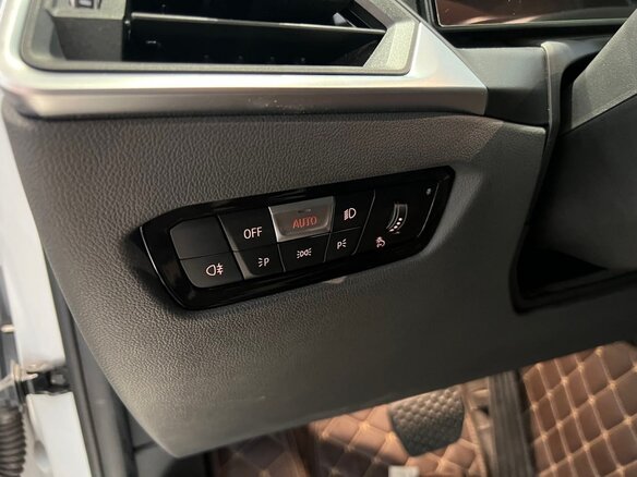2023 BMW 3 серии 320i VII (G2x) Рестайлинг, белый, 3295355 рублей - вид 13