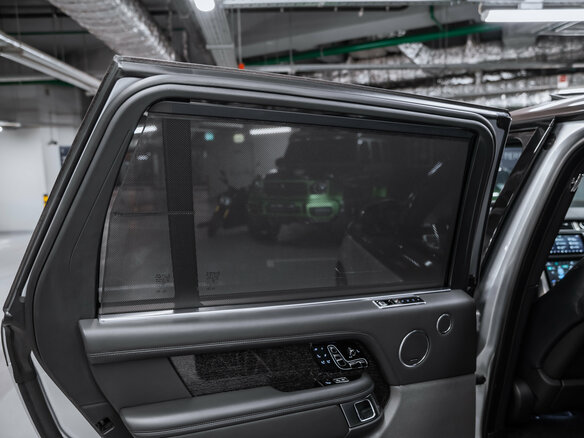2019 Land Rover Range Rover Long IV Рестайлинг, серебристый, 6190000 рублей - вид 29