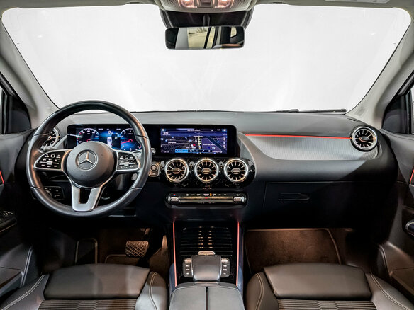 2021 Mercedes-Benz GLA 180 II (H247), белый, 3350000 рублей - вид 14