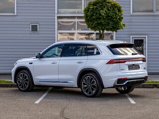 2026 Geely Monjaro (Xingyue L) I Рестайлинг 2 (China Market), белый, 4095000 рублей, вид 4