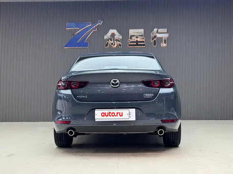 2022 Mazda 3 Axela IV (BP), белый, 1830000 рублей, вид 4