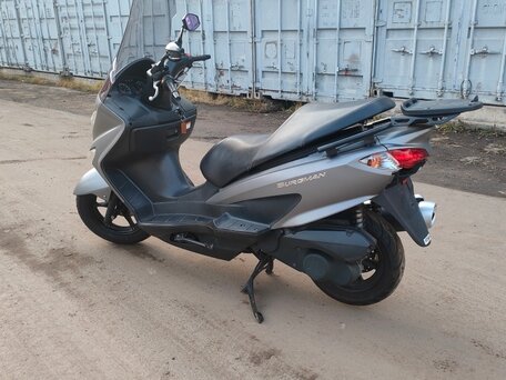 2019 Suzuki Burgman UH 200, серебристый, 219000 рублей, вид 3