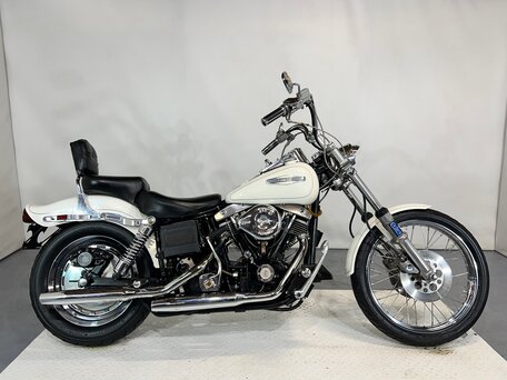 1980 Harley-Davidson Dyna Wide Glide, белый, 1500000 рублей, вид 1