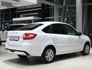 2021 Lada (ВАЗ) Granta I Рестайлинг, белый, 625000 рублей, вид 5