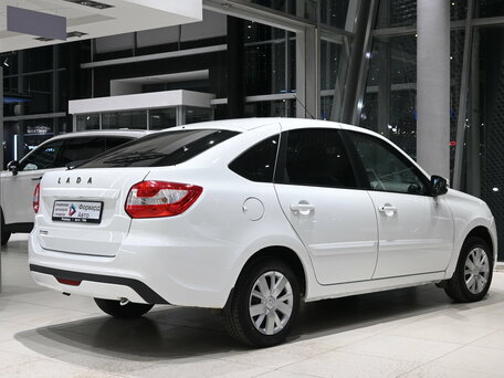 2021 Lada (ВАЗ) Granta I Рестайлинг, белый, 660000 рублей, вид 5