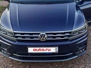 2017 Volkswagen Tiguan II, синий, 2780000 рублей, вид 1
