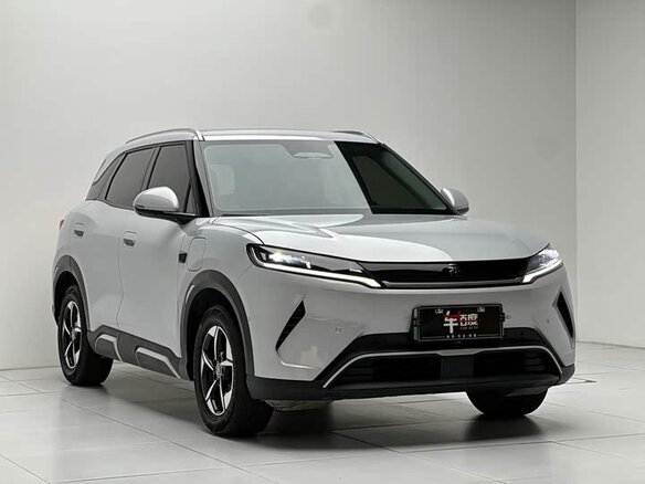 2025 BYD Yuan Up 45.12 kWh, серый, 1450007 рублей - вид 2