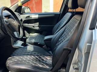 2012 Opel Astra H Рестайлинг, серебристый, 650000 рублей, вид 5