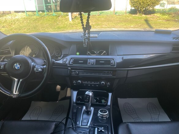 2010 BMW 5 серии 523i VI (F10/F11/F07), чёрный, 1650000 рублей - вид 5
