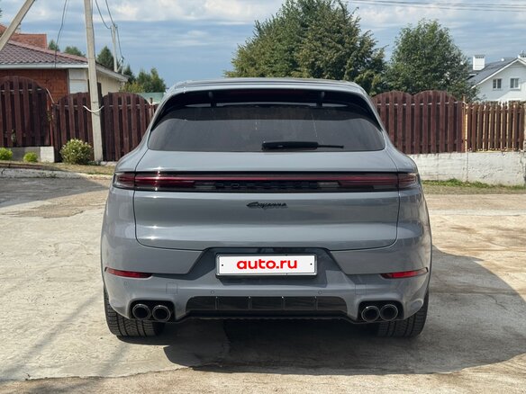 2023 Porsche Cayenne E-Hybrid III Рестайлинг, серый, 16499990 рублей - вид 5