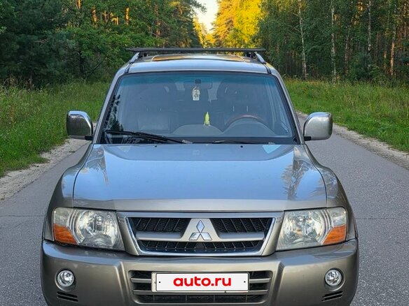 2003 Mitsubishi Pajero III Рестайлинг, золотистый, 750000 рублей - вид 1