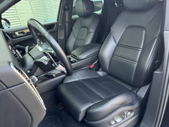 2021 Porsche Cayenne III, чёрный, 9200000 рублей - вид 25