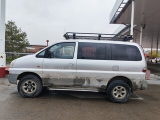 2006 Hyundai H-1 I Рестайлинг, белый, 680000 рублей, вид 3