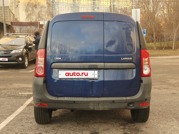 2017 Lada (ВАЗ) Largus I, синий, 450000 рублей - вид 2