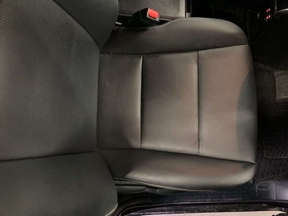 2021 Toyota Esquire I Рестайлинг, чёрный, 2000000 рублей - вид 9