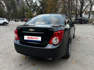 2014 Chevrolet Aveo II, чёрный, 750000 рублей, вид 4