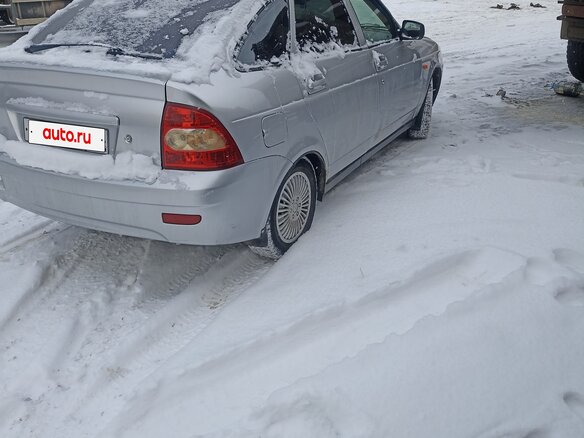 2010 Lada (ВАЗ) Priora I, серебристый, 290000 рублей - вид 2