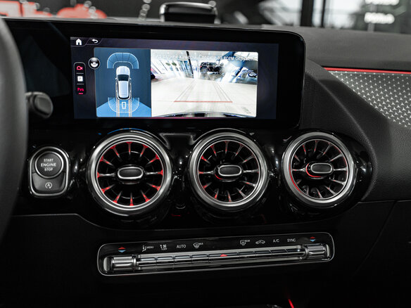 2025 Mercedes-Benz GLA 250 II (H247) Рестайлинг, чёрный, 6790000 рублей - вид 18