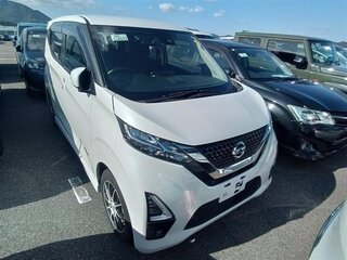 2020 Nissan Dayz MHEV II, белый, 820000 рублей, вид 2