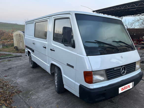 1992 Mercedes-Benz MB 100, белый, 350000 рублей - вид 1