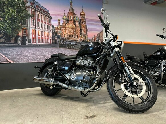 2025 Royal Enfield Super Meteor, чёрный, 755000 рублей - вид 5